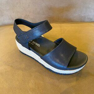 Josef Seibel - Miranda 02 Black - Multiple Sizes (NEW W/ BOX)
